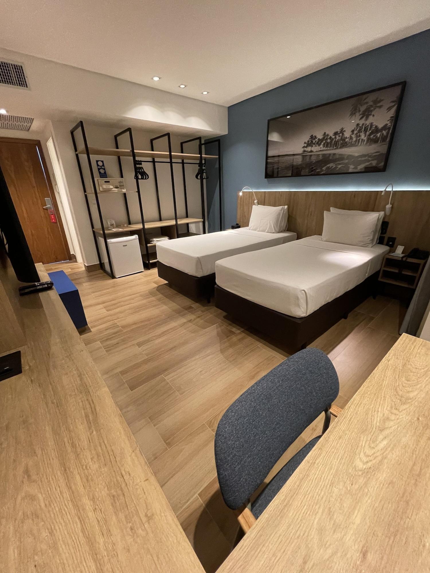 Hotel Senac Ilha Do Boi 维多利亚 外观 照片 A room at the hotel