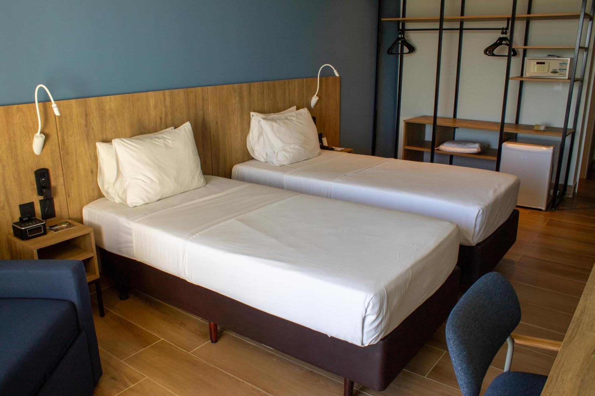 Hotel Senac Ilha Do Boi 维多利亚 外观 照片 A room at the hotel